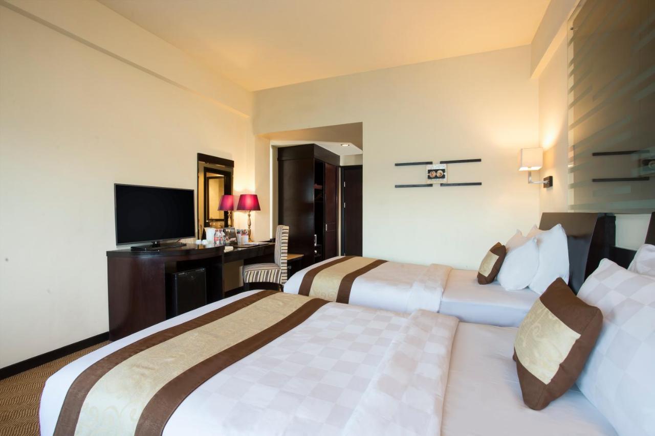 Swiss-Belhotel Silae Palu Kültér fotó
